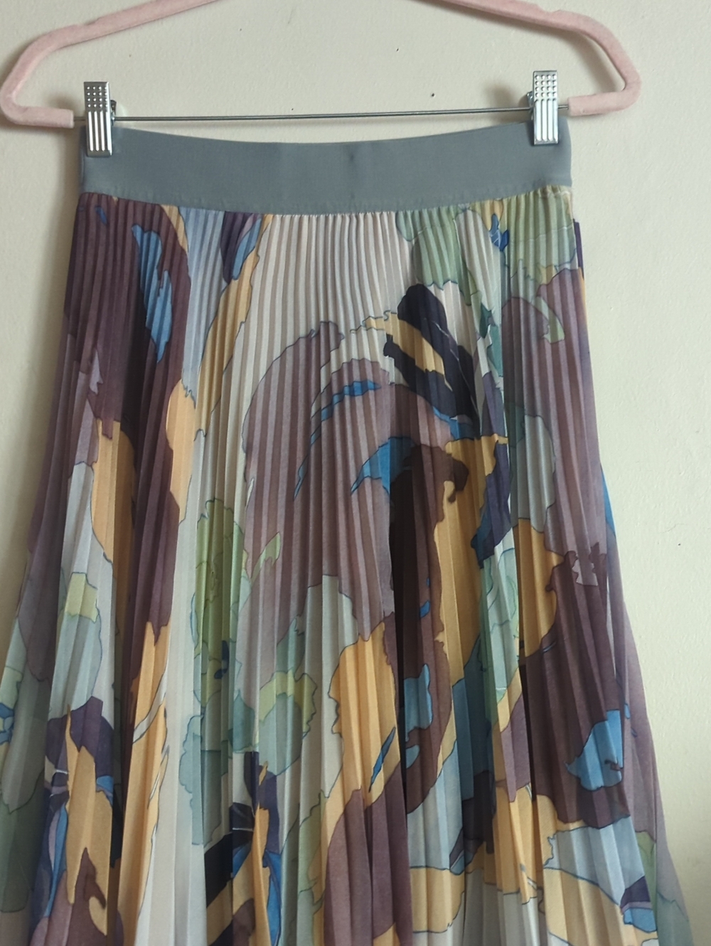 Wilfred Twirl Pleated Floral Midi Skirt in Multicolor - Picture 8 of 11